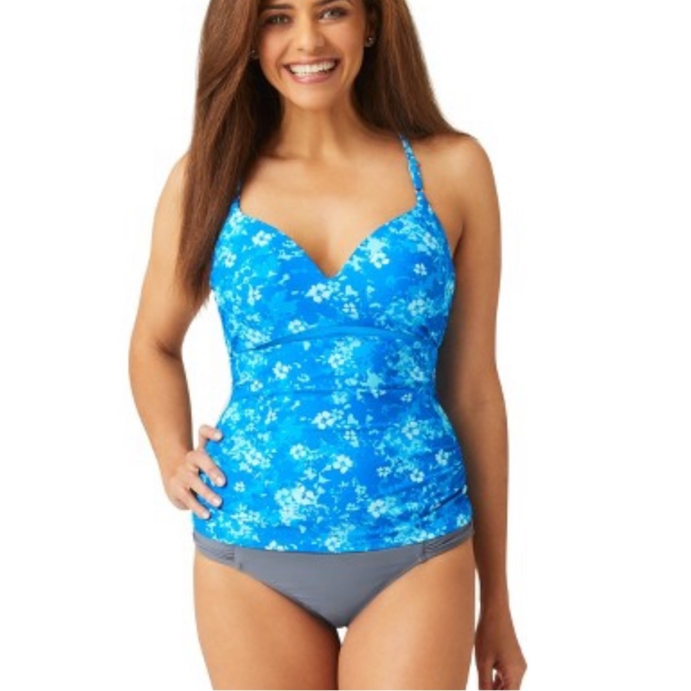 Coco Reef new with tags bathing suit top